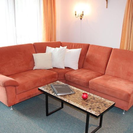 Apartments Bergrose Saas Fee الغرفة الصورة