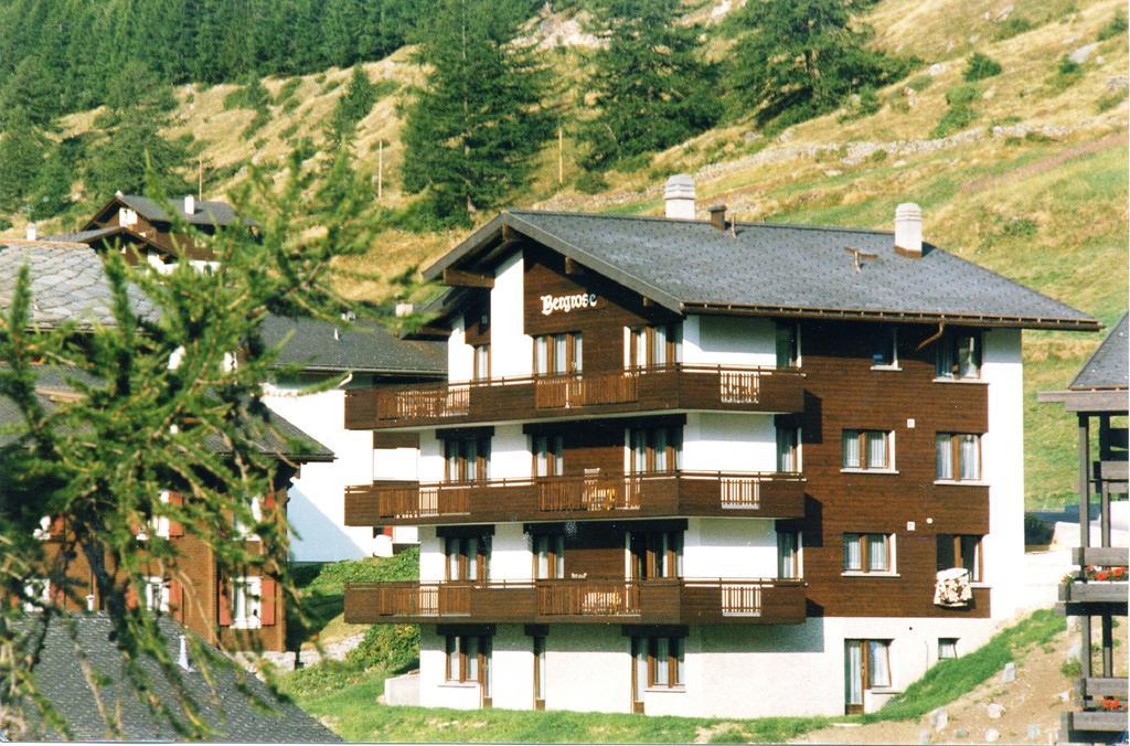 Apartments Bergrose Saas Fee الغرفة الصورة