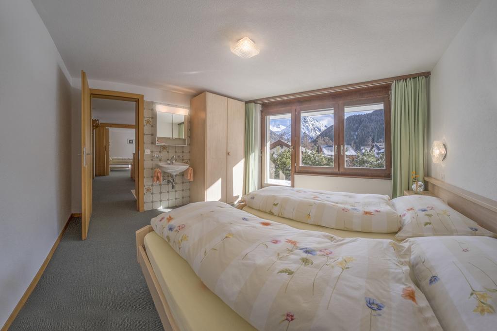 Apartments Bergrose Saas Fee الغرفة الصورة